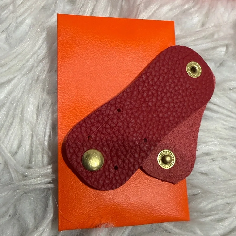 8 HANATORA Stylish Leather Phone Case with Card Slot